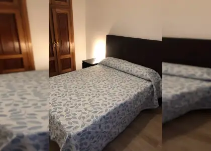 Habitación en piso compartido de 4 habitaciones en alquiler en Oviedo, solo para profesionales. en Oviedo