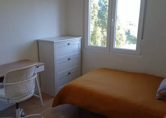 Habitación en piso compartido en Oviedo