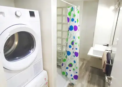 Habitación en un apartamento compartido de 3 habitaciones en Vistafranca, en alquiler. en Málaga