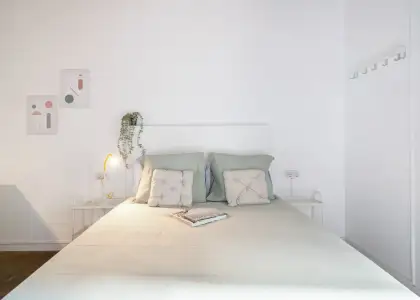 Habitación en un piso compartido de 6 habitaciones en alquiler en la Dreta de l'Eixample, solo para profesionales. en Barcelona