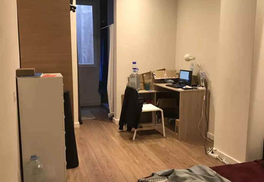 Se alquila habitación en piso compartido de 3 habitaciones en l'Antiga Esquerra de l'Eixample en Barcelona