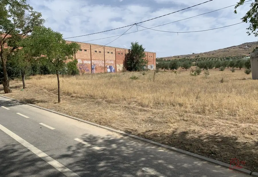 Terreno rural en venta en Herencia, de 6577 m2 por 36.000 €, Ref. 0008 en Herencia